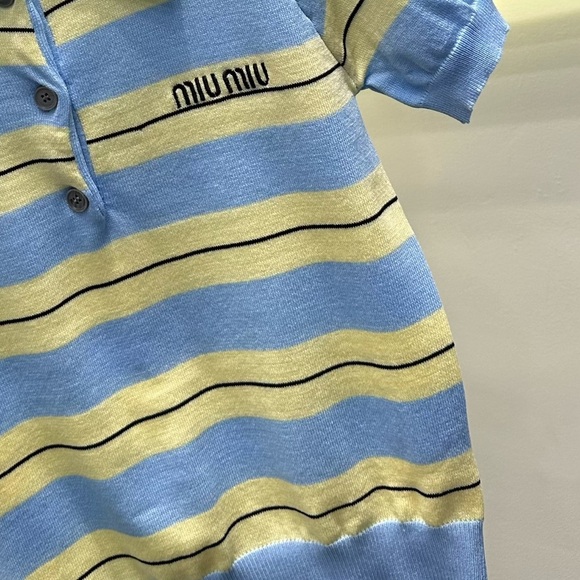 Miu Miu Striped V-Neck Knitted Short Sleeve Shirt - Picture 3 of 3